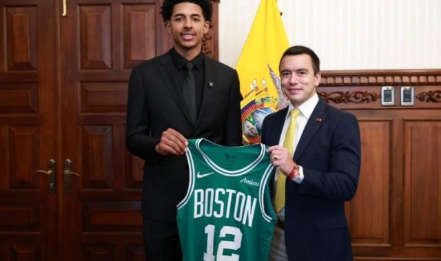 厄瓜多尔首位NBA球员！厄瓜多尔总统接见绿军球员小RJ-路易斯